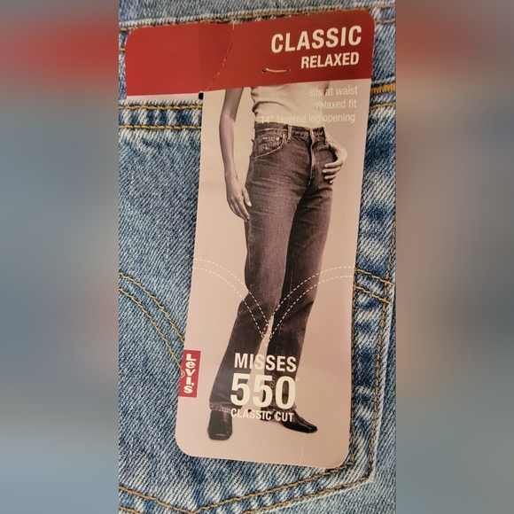 Levi Strauss Misses Relaxed Tapered Fit Leg 550 size 16 Medium Stone Washed - Picture 10 of 12